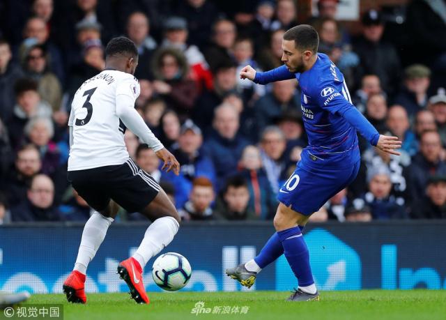 “你不是梅西C罗”！范戴克公开力挺后，萨拉赫仍被狠批