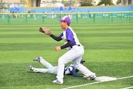 罕见！脚底打滑点球白罚 库尔图瓦申诉成功 皇马